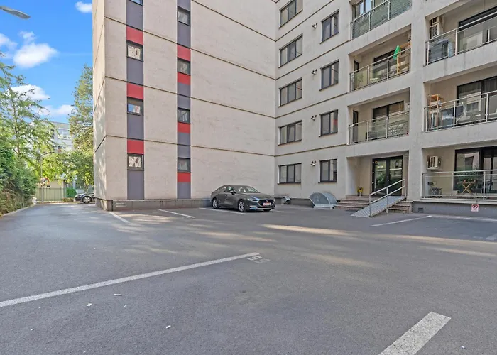 Apartment Poli